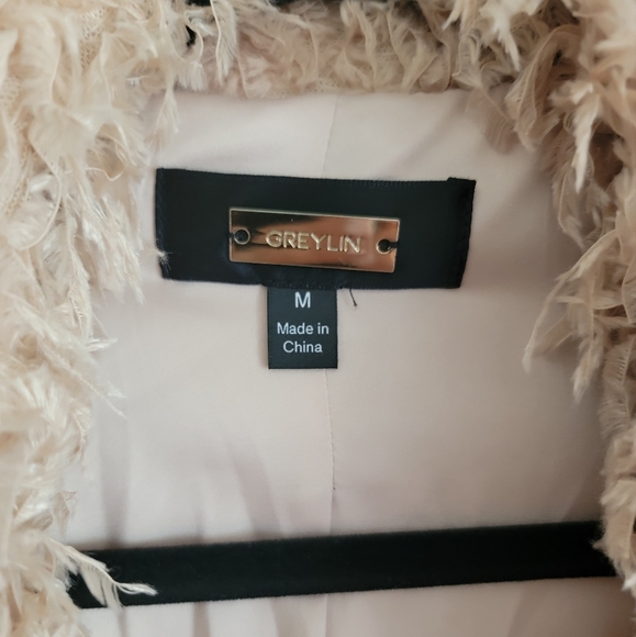 Greylin Pamela Faux Fur Feathery Jacket size Medium - Picture 5 of 10